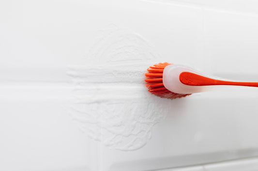 COME PULIRE LE FUGHE DELLE PIASTRELLE