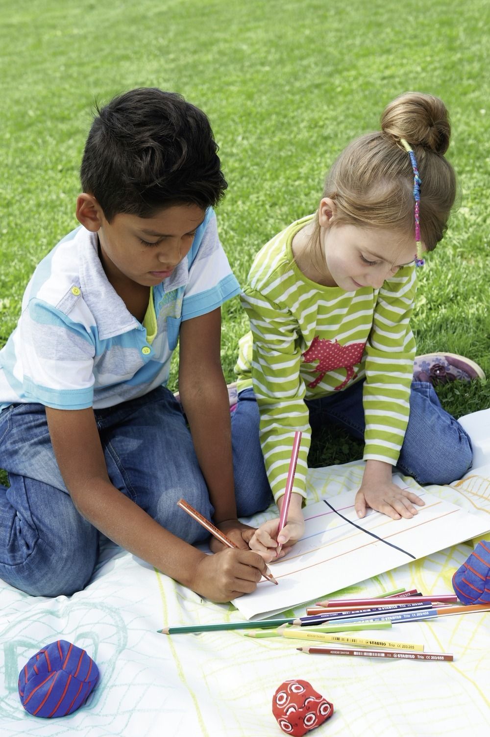 STABILO GREENtrio Matite Colorate Triangolari Eco - Astuccio Da 12 Colori, Mina 4.2mm, Legno FSC - Foto 4