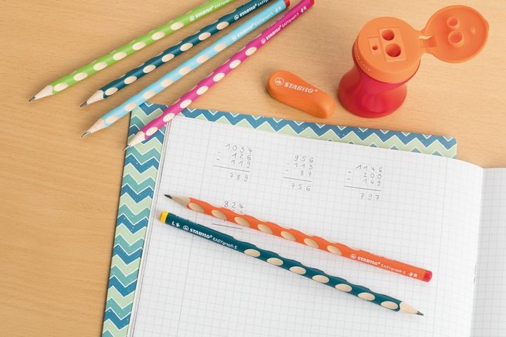 Matita Ergonomica triangolare - STABILO EASYgraph S per Destrimani in Rosa - Gradazione HB (25545109)